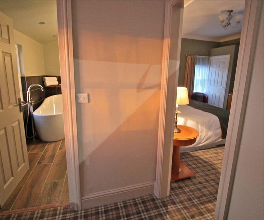 Aughton Birches Brow Boutique Guestrooms מראה חיצוני תמונה