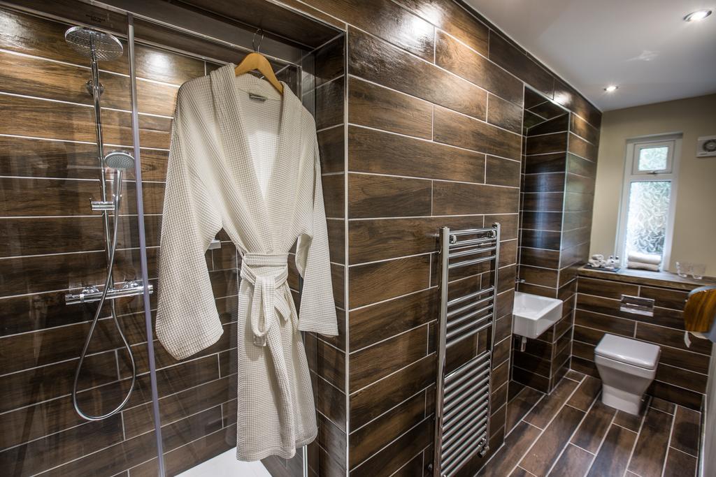 Aughton Birches Brow Boutique Guestrooms מראה חיצוני תמונה